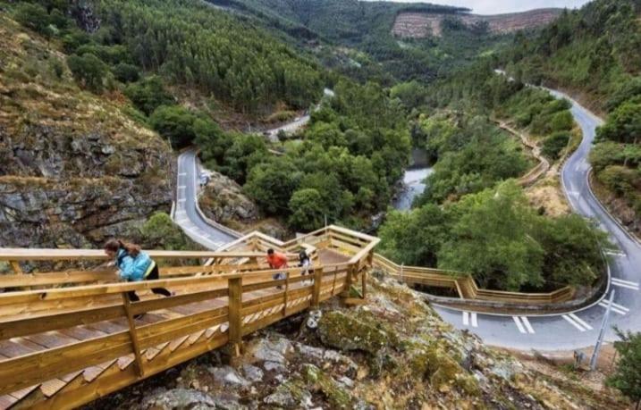 Crasto Payva Douro Nature カステロ・デ・パイヴァ エクステリア 写真